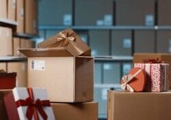Christmas,Gifts,At,The,Warehouse:,Shipment,,Delivery,And,Logistics,Concept